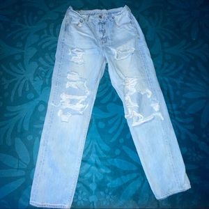 American Eagle Mom Jeans